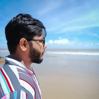 Ashish Satyam is a journalist and the editor-in-chief of Betswap site.
